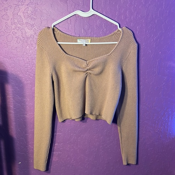 A nice shirt to have for a nice date or outing from Shein - Picture 4 of 4